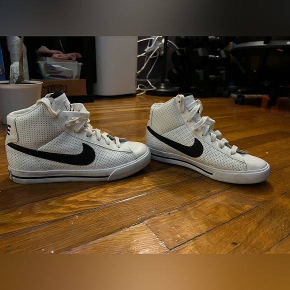 nike sweet classic high white